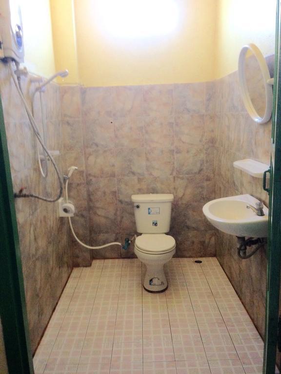 Real Vang Vieng Backpacker Hostel Room photo